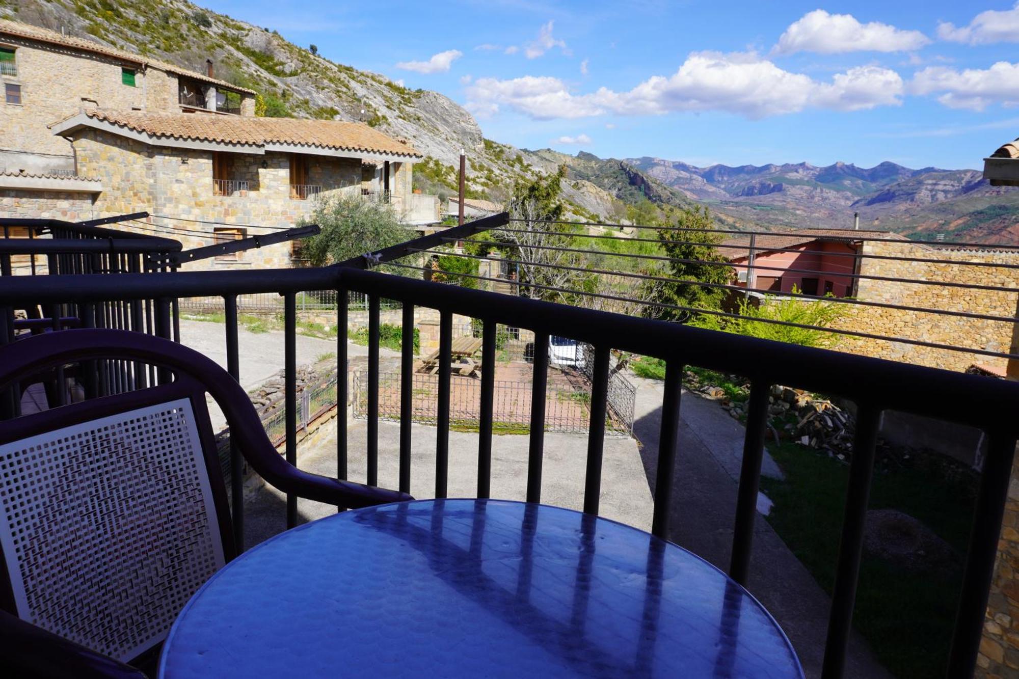 Apartamentos Casa Domenc Aren ภายนอก รูปภาพ