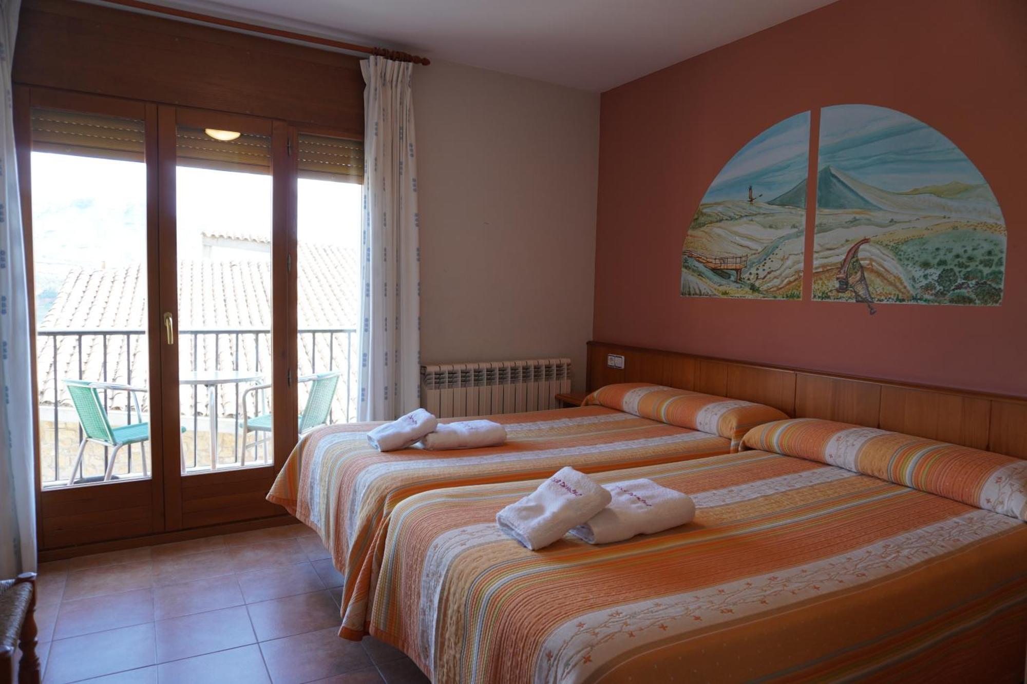 Apartamentos Casa Domenc Aren ภายนอก รูปภาพ