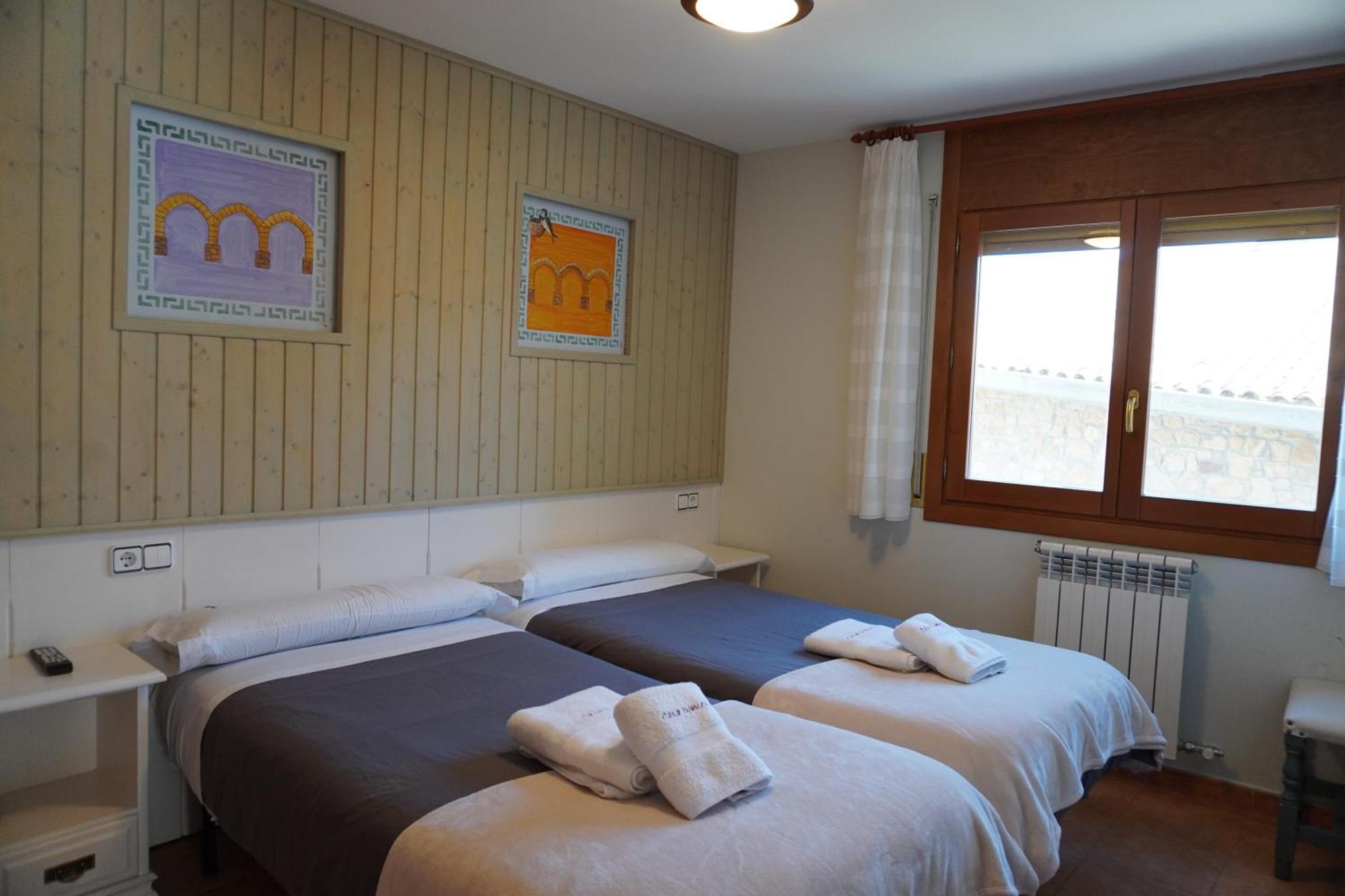 Apartamentos Casa Domenc Aren ภายนอก รูปภาพ